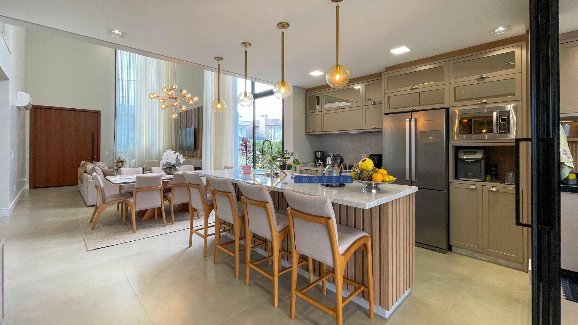 Casa de Condomínio à venda com 4 quartos, 370m² - Foto 10