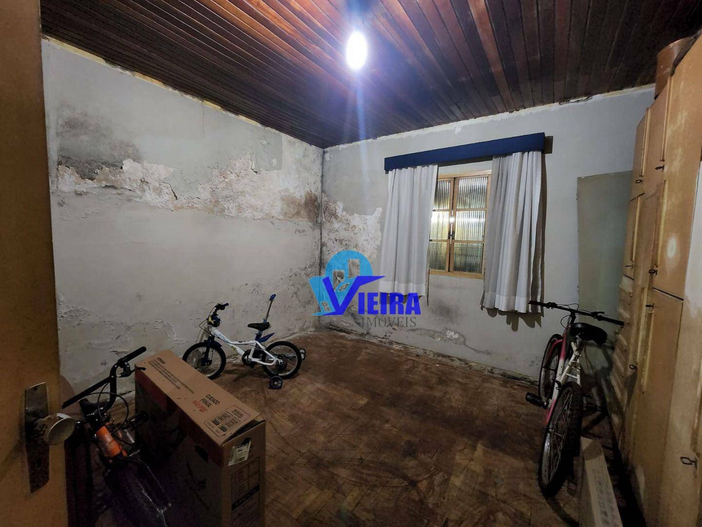 Casa à venda com 3 quartos, 304m² - Foto 11