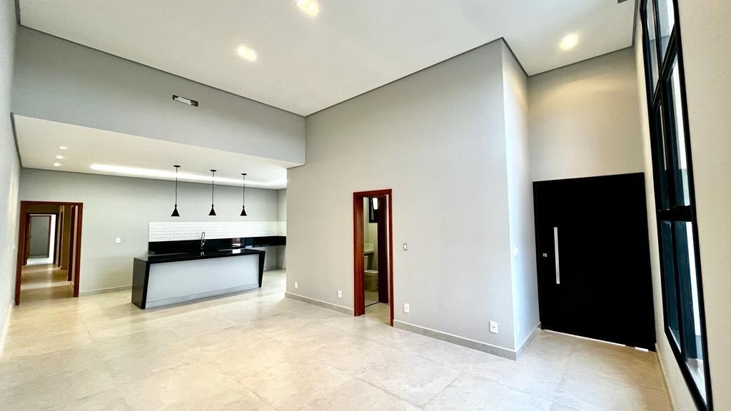 Casa à venda com 3 quartos, 300m² - Foto 5