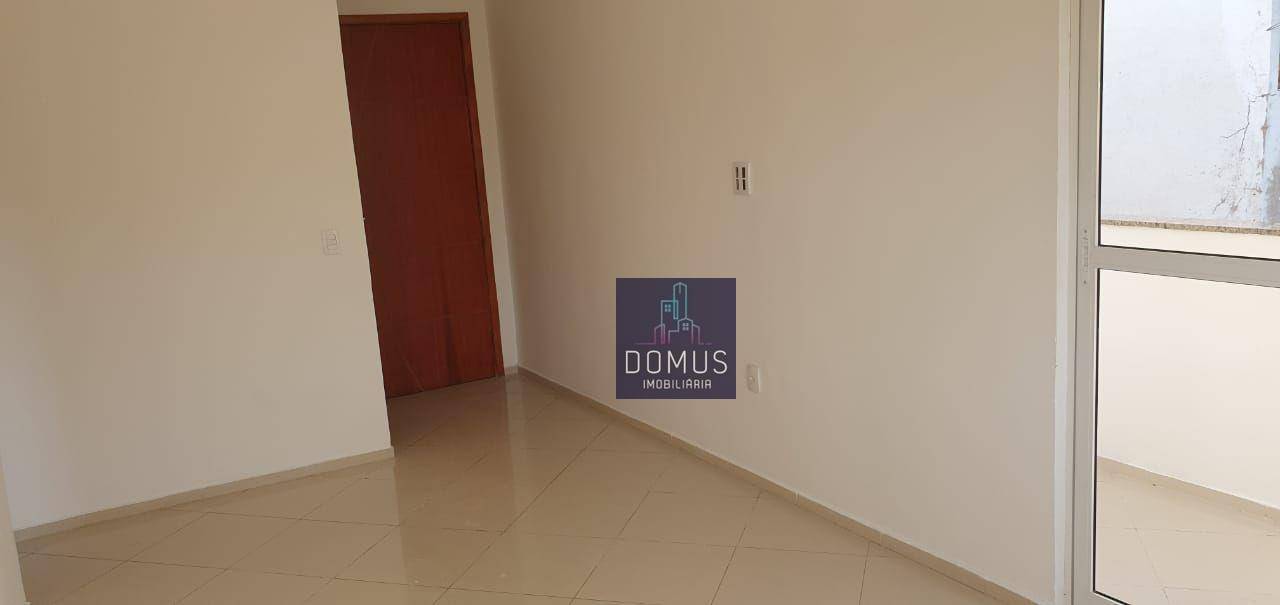 Apartamento à venda com 2 quartos, 58m² - Foto 3