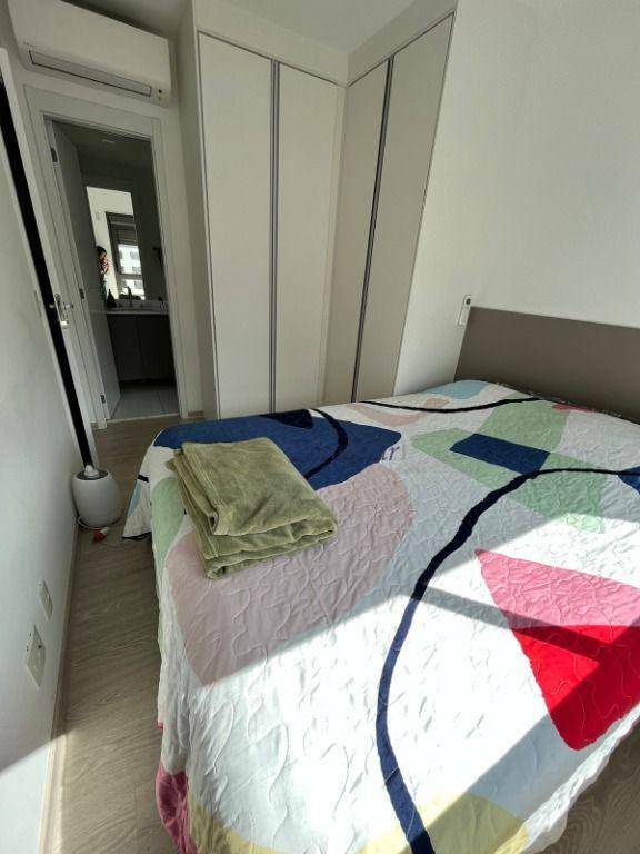 Apartamento à venda com 2 quartos, 69m² - Foto 18