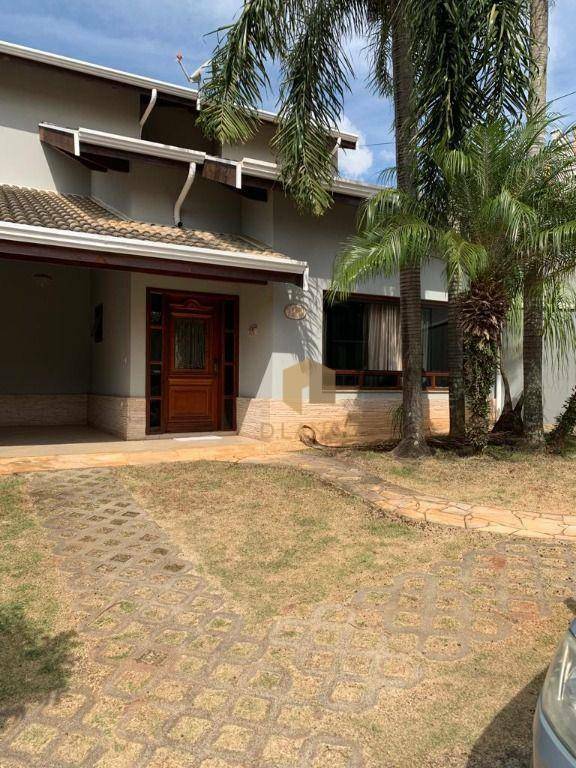 Casa de Condomínio à venda com 3 quartos, 196m² - Foto 2