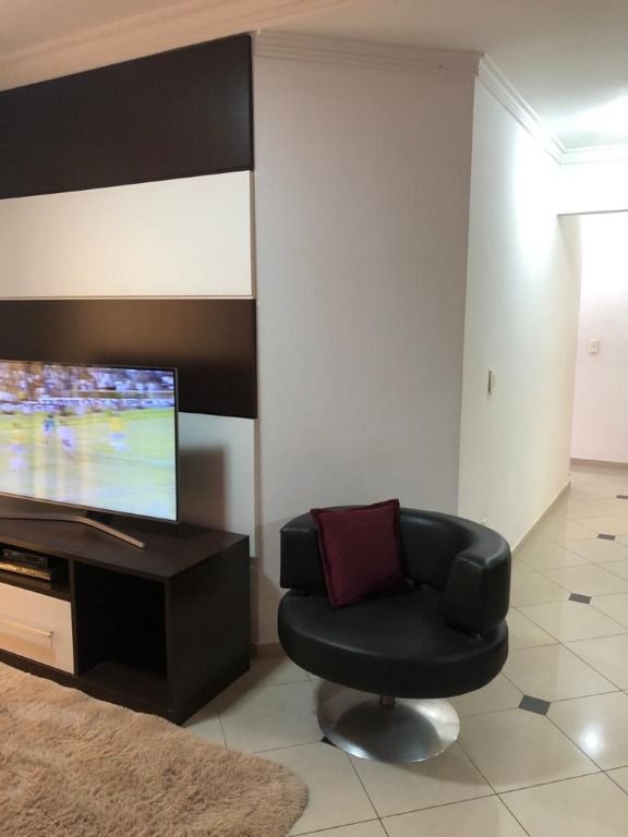 Apartamento à venda com 2 quartos, 88m² - Foto 6