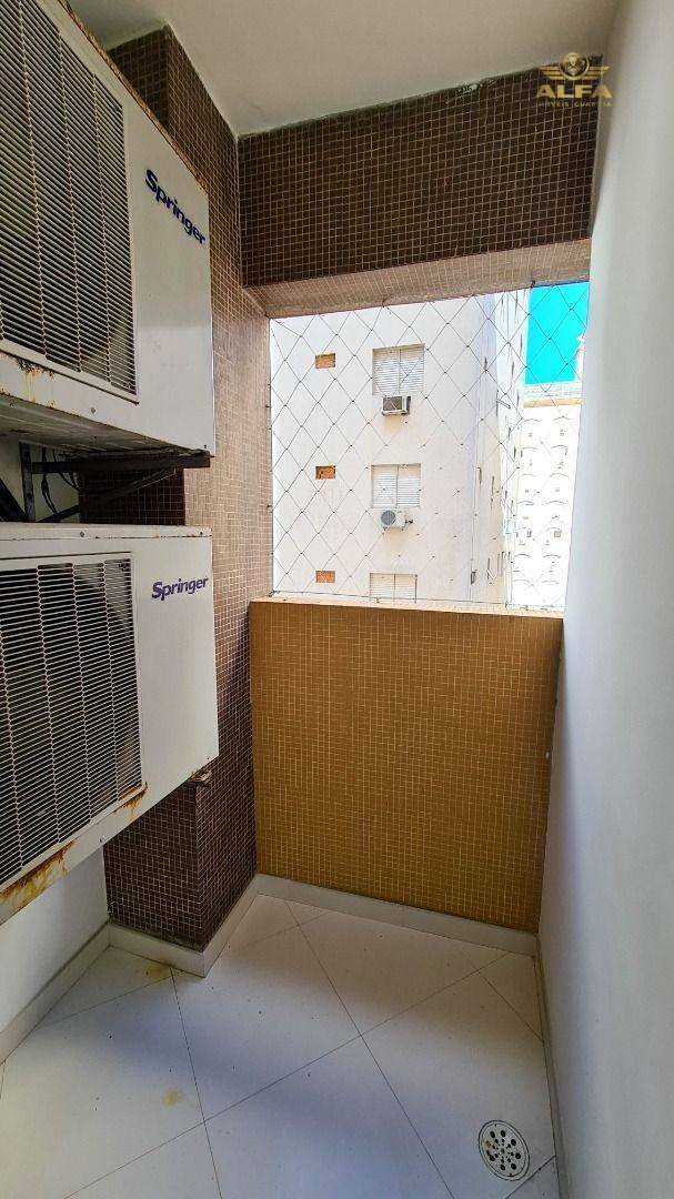 Apartamento à venda com 3 quartos, 115m² - Foto 13