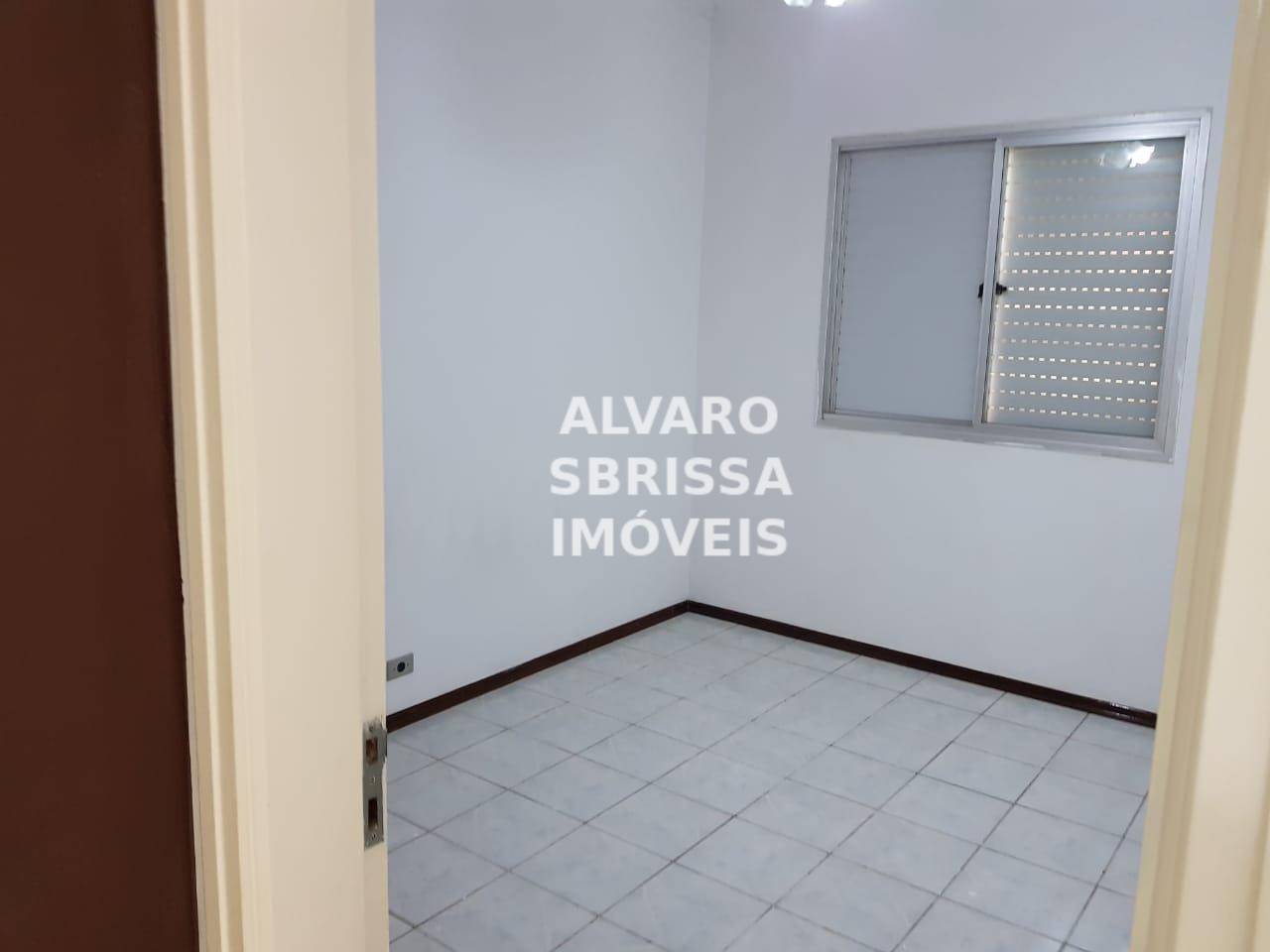 Apartamento à venda com 3 quartos, 67m² - Foto 4