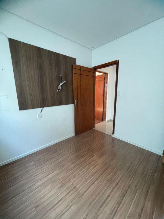 Casa à venda com 4 quartos, 190m² - Foto 26