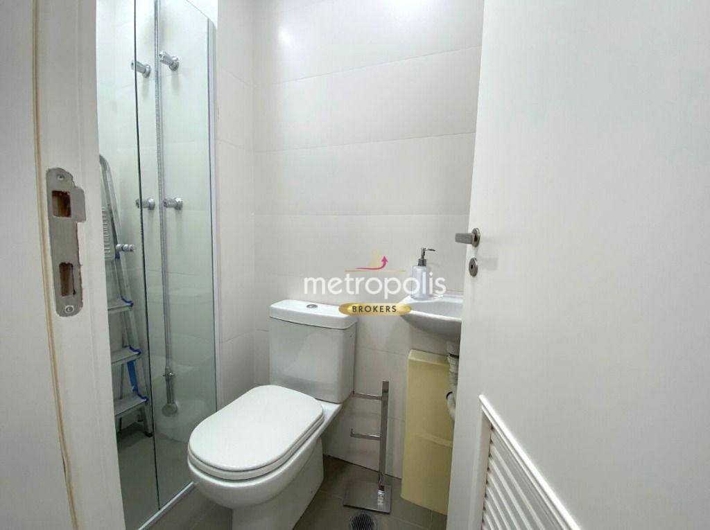 Apartamento para alugar com 3 quartos, 198m² - Foto 18