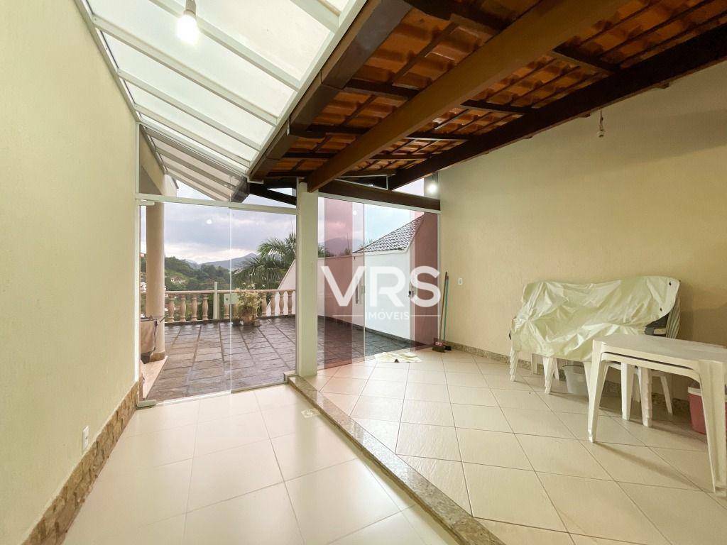 Casa à venda com 4 quartos, 195m² - Foto 37