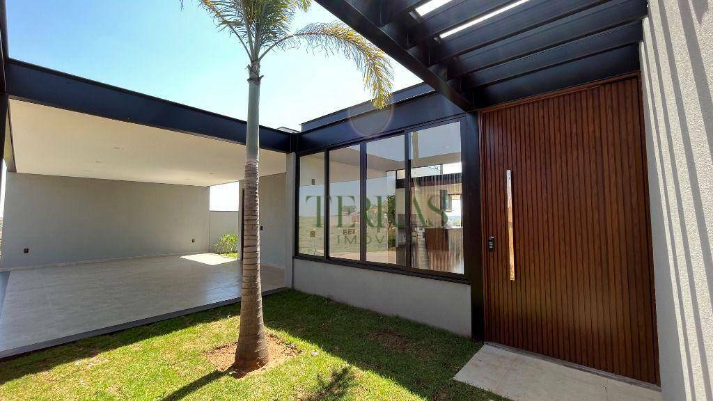 Casa de Condomínio à venda com 4 quartos, 295m² - Foto 2