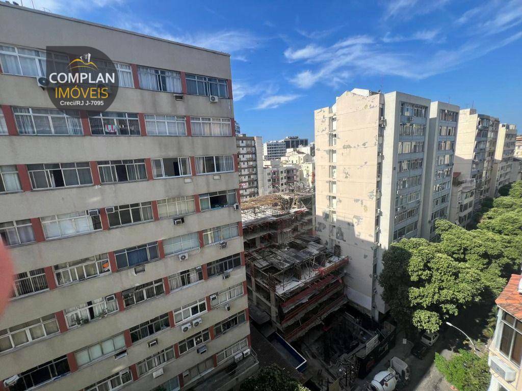 Apartamento à venda com 3 quartos, 109m² - Foto 4