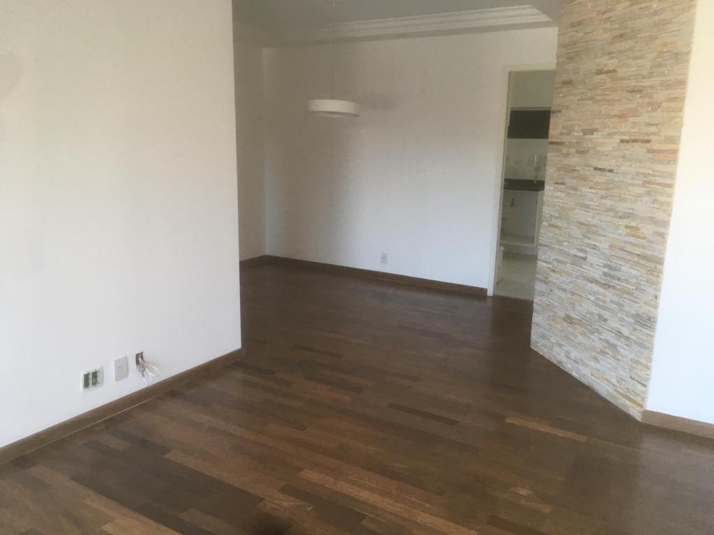 Apartamento à venda com 3 quartos, 80m² - Foto 1