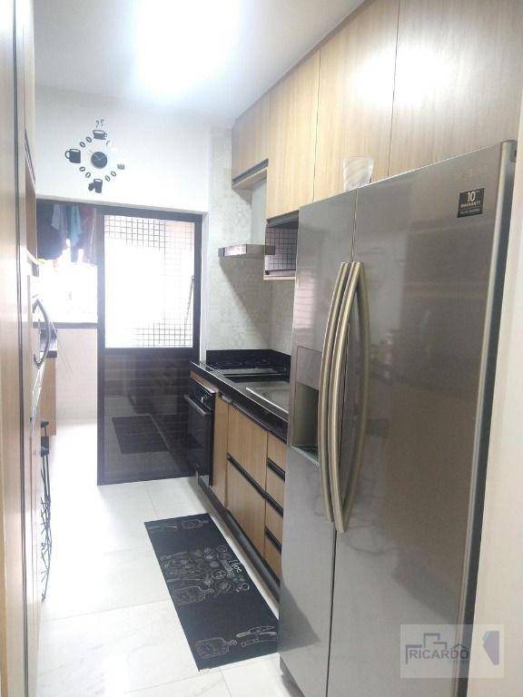Apartamento à venda com 3 quartos, 68m² - Foto 6