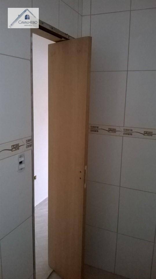 Sobrado à venda com 3 quartos, 200m² - Foto 7