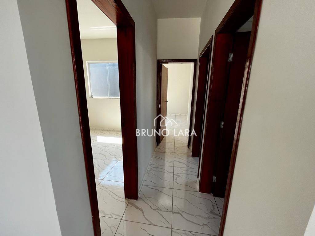 Casa à venda com 3 quartos, 70m² - Foto 9
