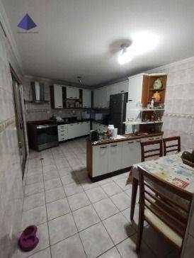 Casa à venda com 3 quartos, 303M2 - Foto 4