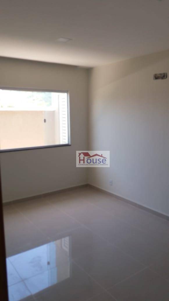 Casa à venda com 3 quartos, 180m² - Foto 9