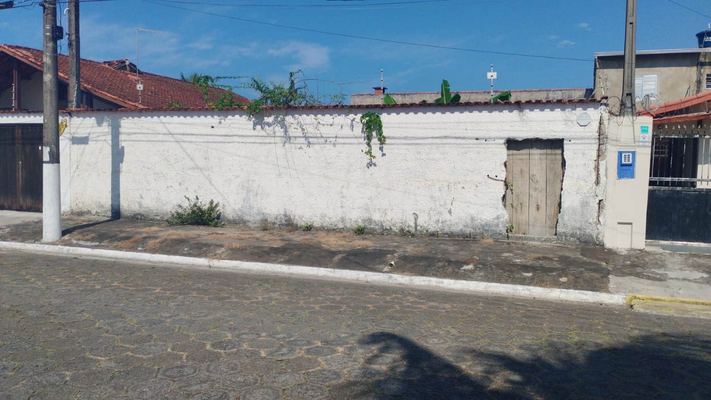 Terreno à venda, 240m² - Foto 1