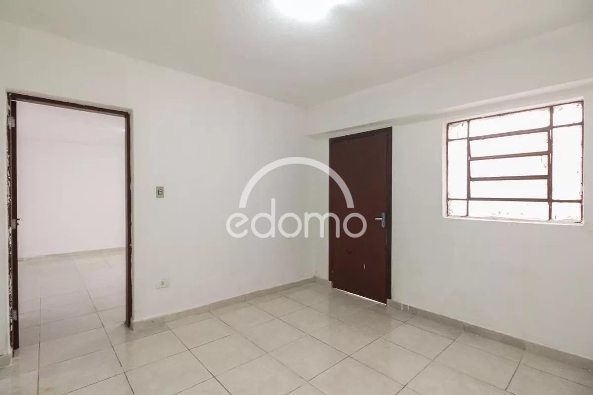 Casa para alugar com 1 quarto, 65m² - Foto 2