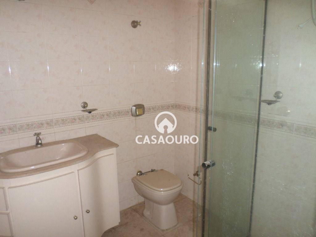 Casa à venda com 3 quartos, 200m² - Foto 6