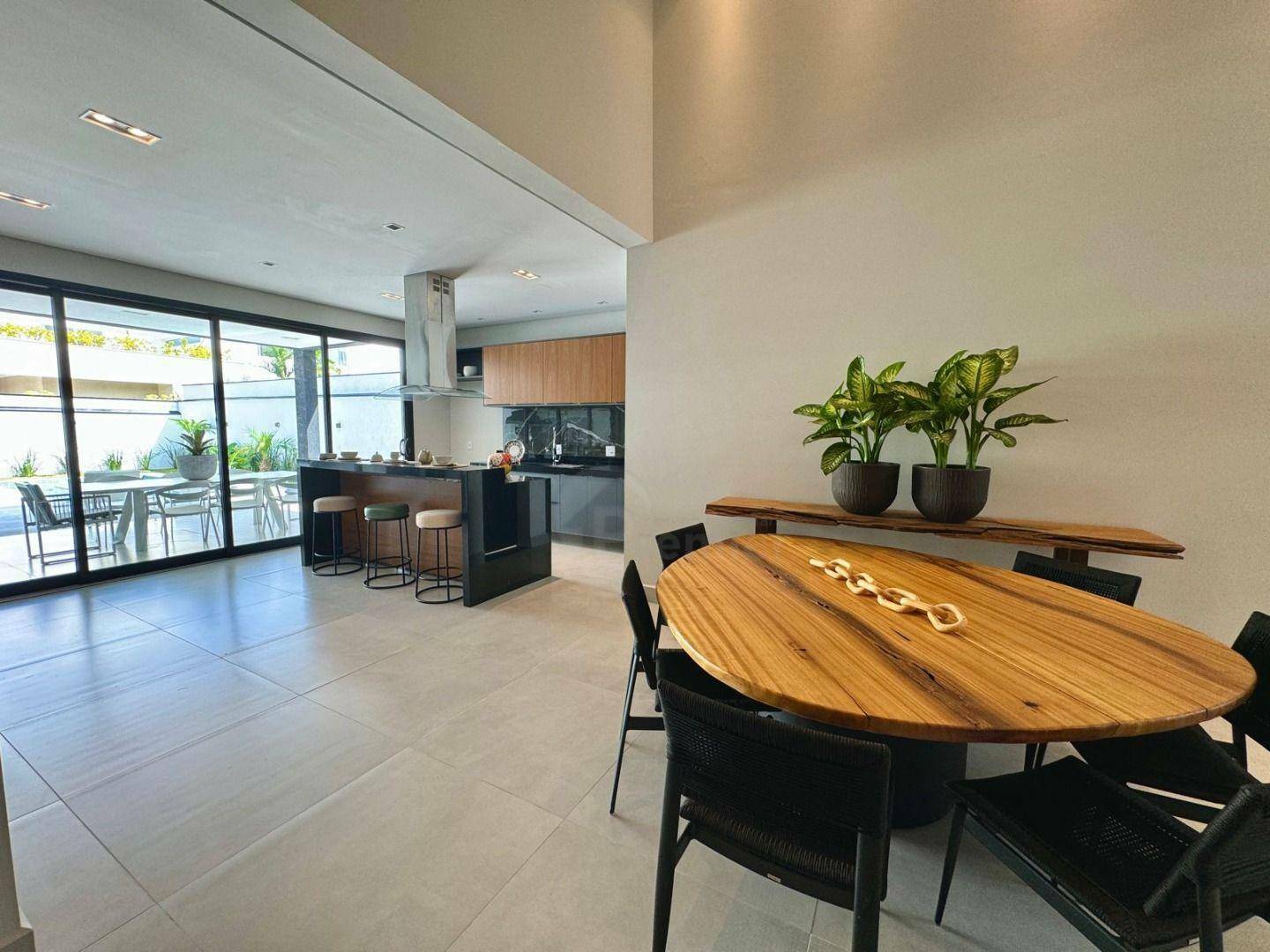 Casa de Condomínio à venda com 4 quartos, 260m² - Foto 13