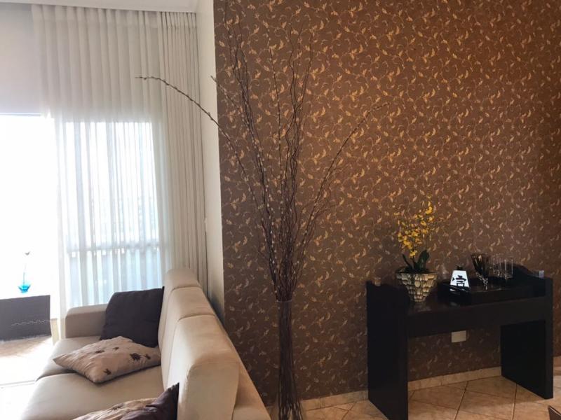 Apartamento à venda com 3 quartos, 140m² - Foto 3