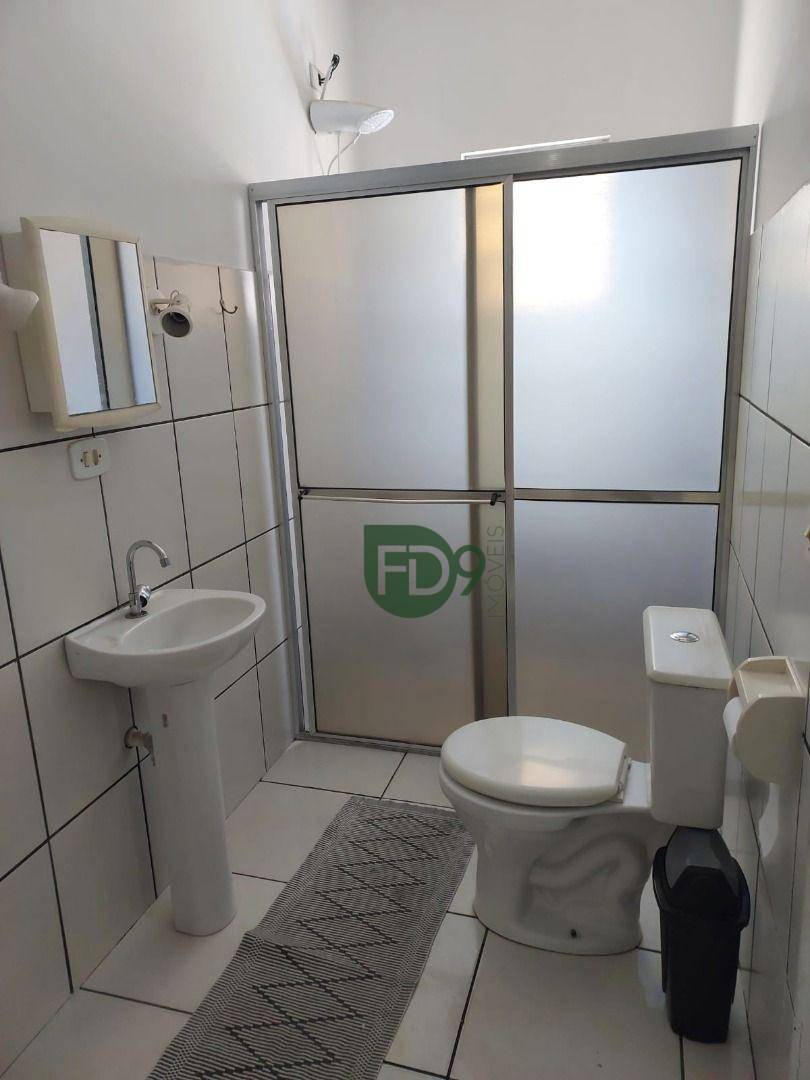Casa à venda com 4 quartos, 216m² - Foto 13