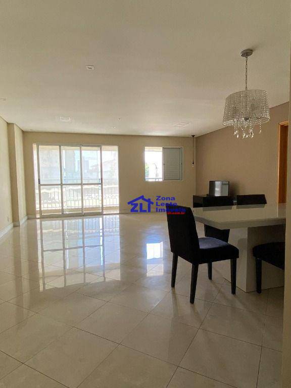 Apartamento à venda com 3 quartos, 140m² - Foto 5