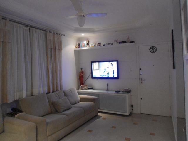 Apartamento à venda com 2 quartos, 69m² - Foto 9