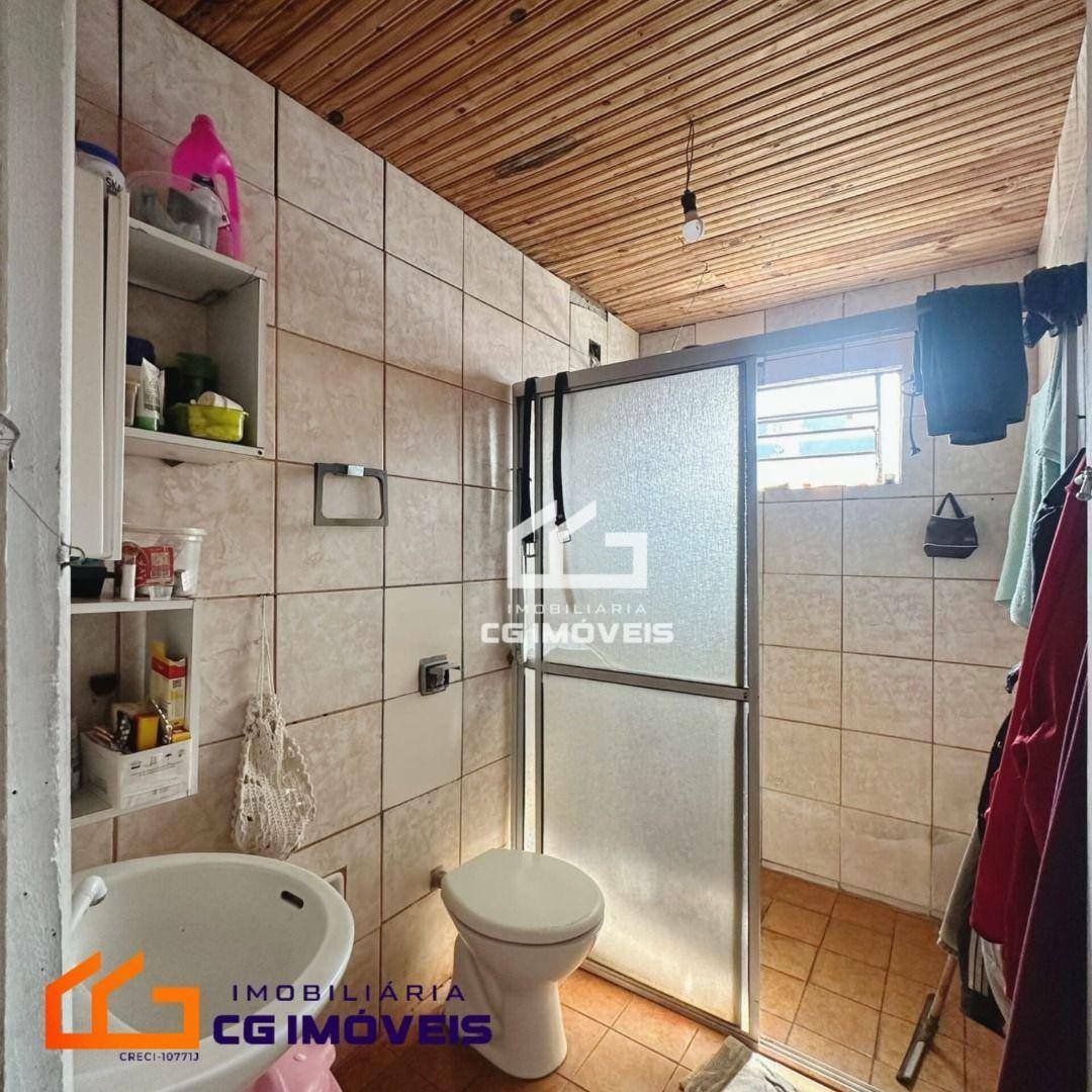 Casa à venda com 2 quartos, 170m² - Foto 7