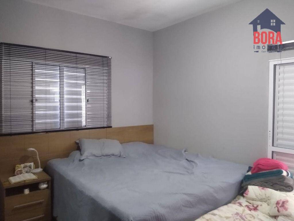 Casa à venda com 3 quartos, 200m² - Foto 26