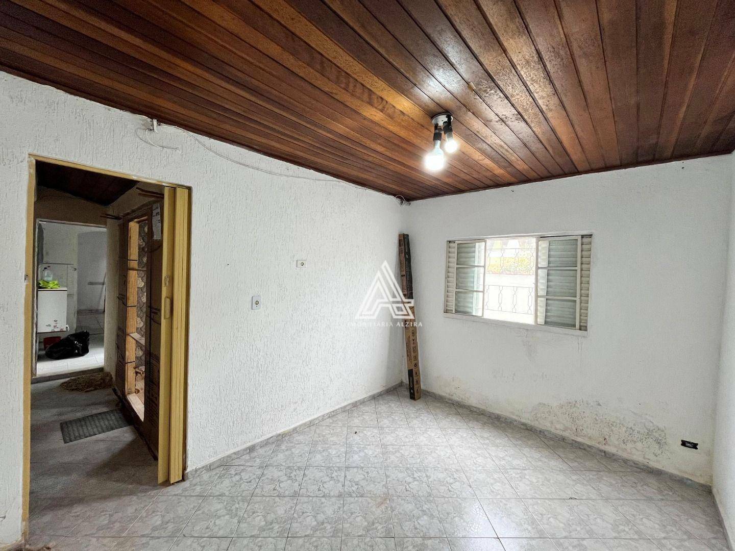 Casa para alugar com 3 quartos, 70m² - Foto 29