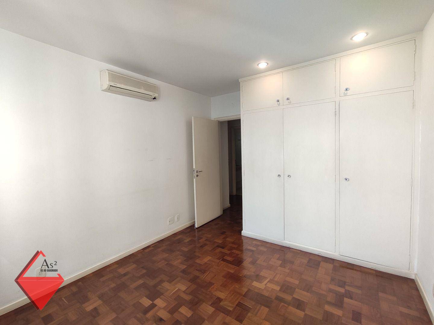 Apartamento à venda com 3 quartos, 222m² - Foto 22