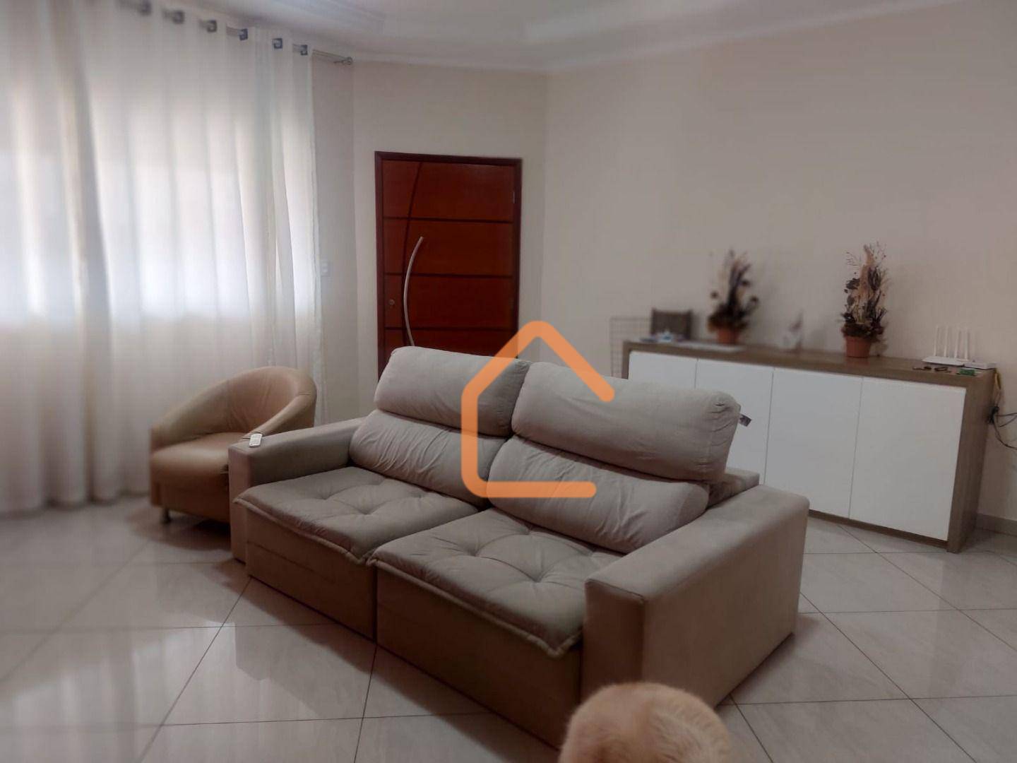 Casa à venda com 3 quartos, 190m² - Foto 2