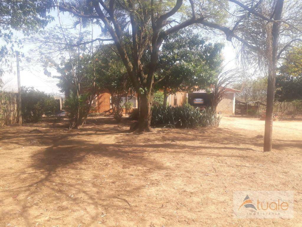 Chácara à venda com 3 quartos, 150m² - Foto 2