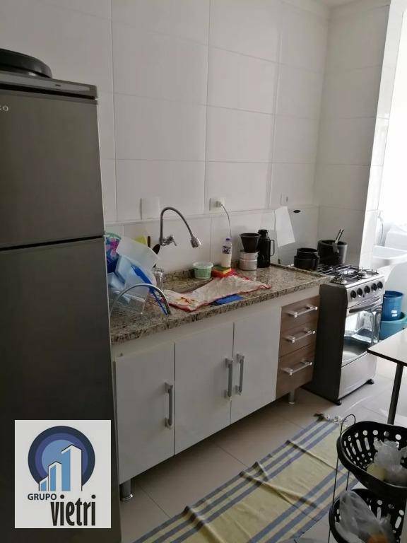 Apartamento à venda com 2 quartos, 60m² - Foto 7