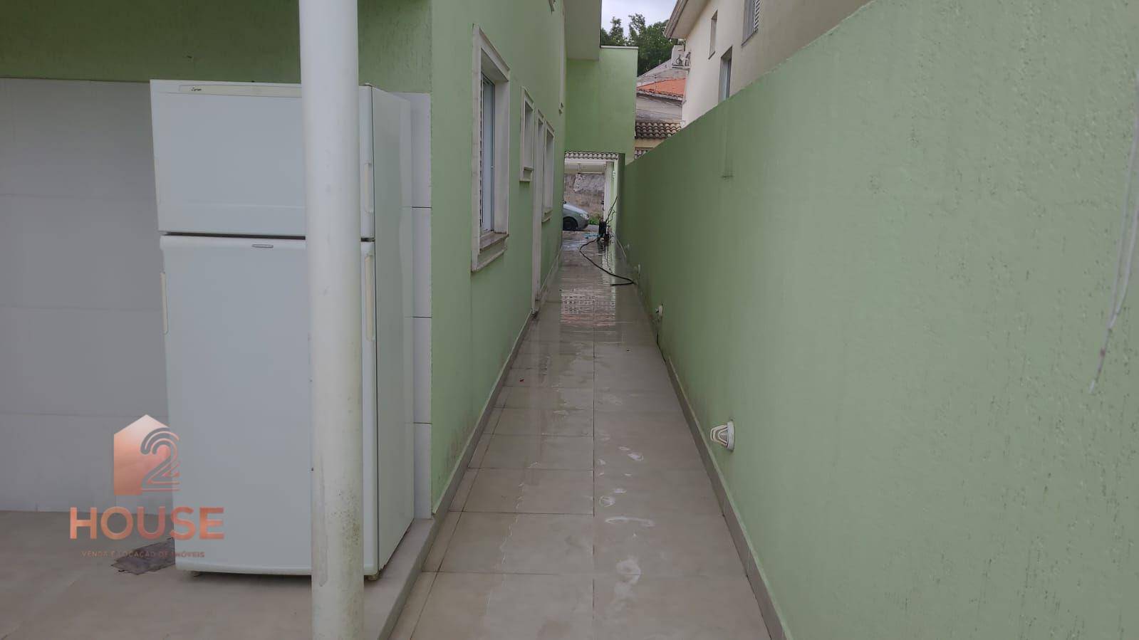 Casa à venda com 3 quartos, 150m² - Foto 3