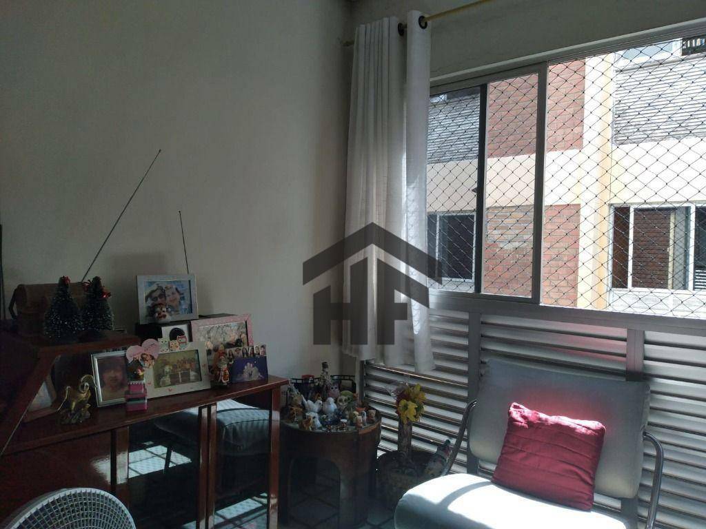 Apartamento à venda com 3 quartos, 91m² - Foto 4