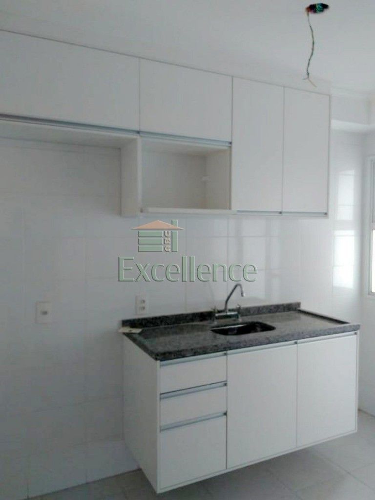 Apartamento para alugar com 3 quartos, 82m² - Foto 1