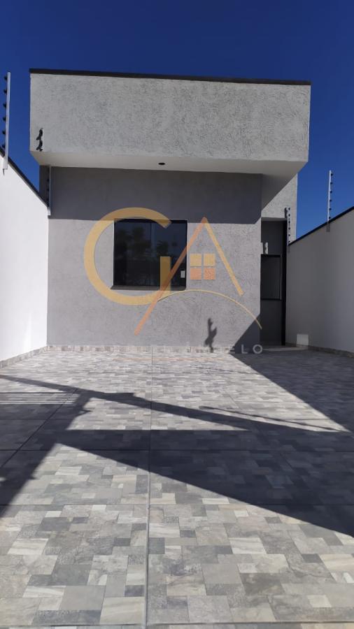 Casa à venda com 2 quartos, 65m² - Foto 2