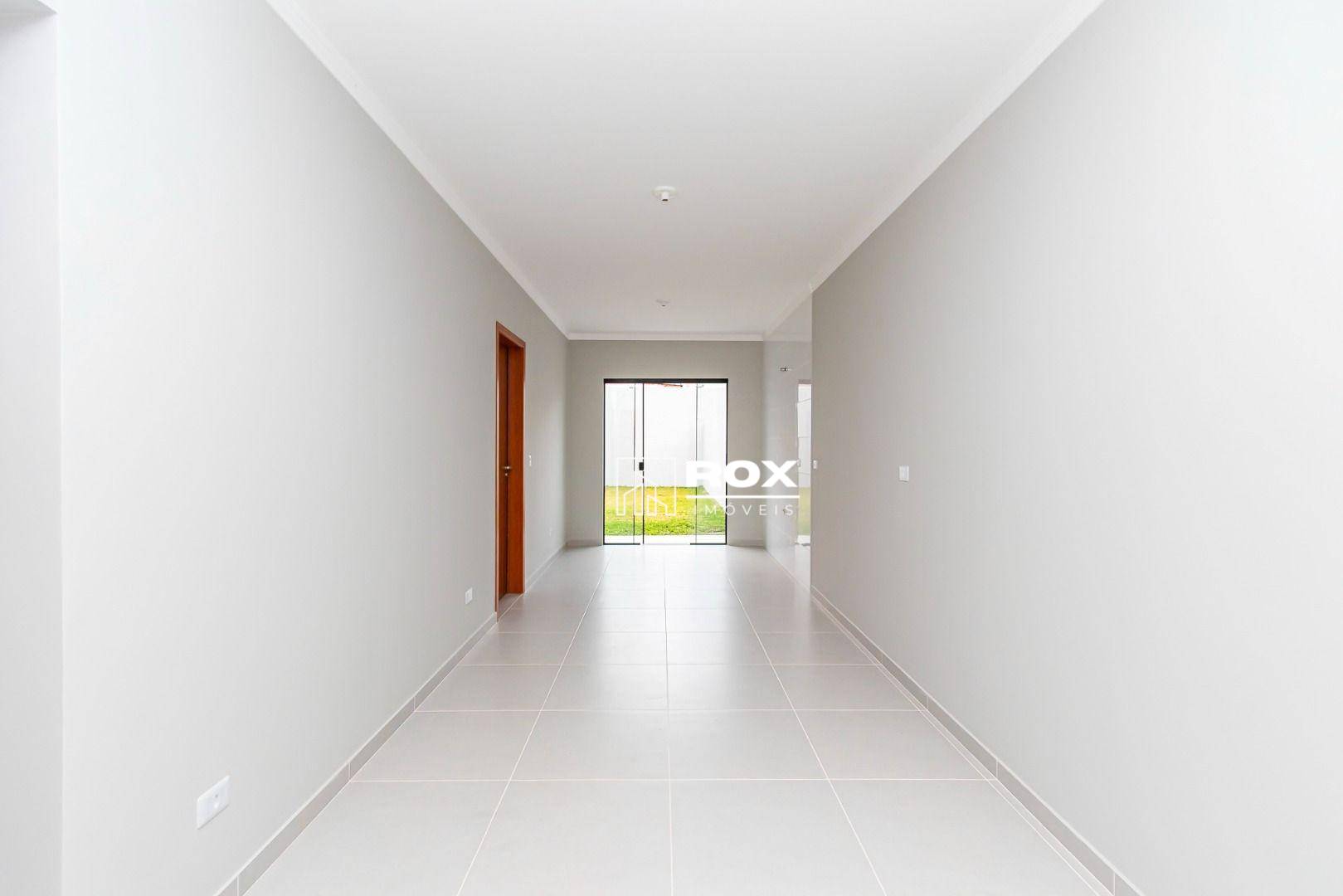 Casa à venda com 3 quartos, 70m² - Foto 3
