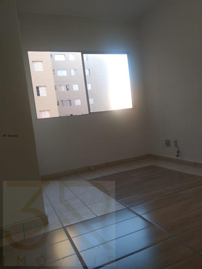 Apartamento para alugar com 2 quartos, 53m² - Foto 5