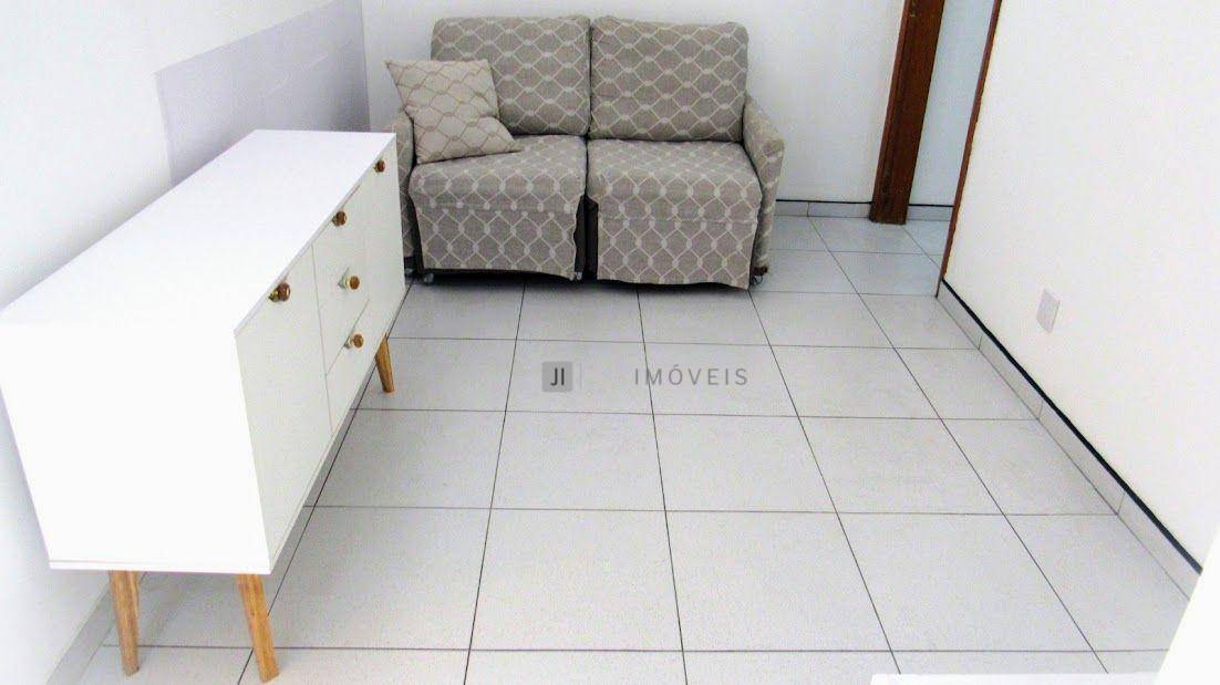 Apartamento à venda com 1 quarto, 57m² - Foto 2