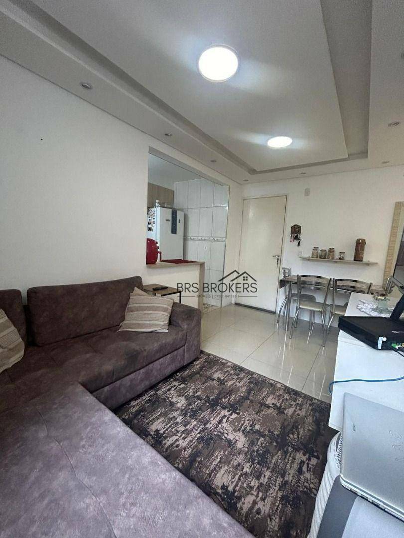 Apartamento à venda com 2 quartos, 45m² - Foto 4