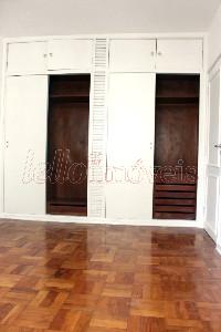 Apartamento para alugar com 3 quartos, 190m² - Foto 10