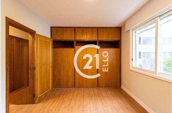 Apartamento à venda com 3 quartos, 134m² - Foto 8