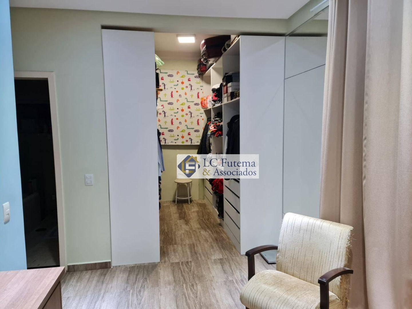 Casa de Condomínio à venda com 3 quartos, 376m² - Foto 10