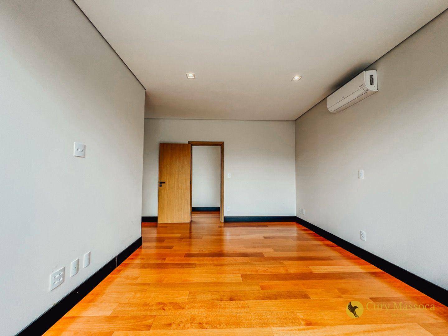 Casa de Condomínio à venda com 5 quartos, 830m² - Foto 5