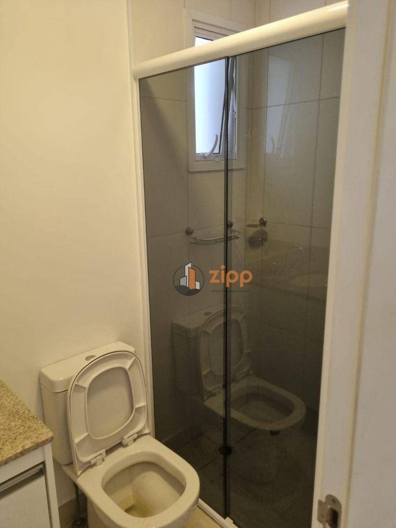 Apartamento para alugar com 2 quartos, 64m² - Foto 53