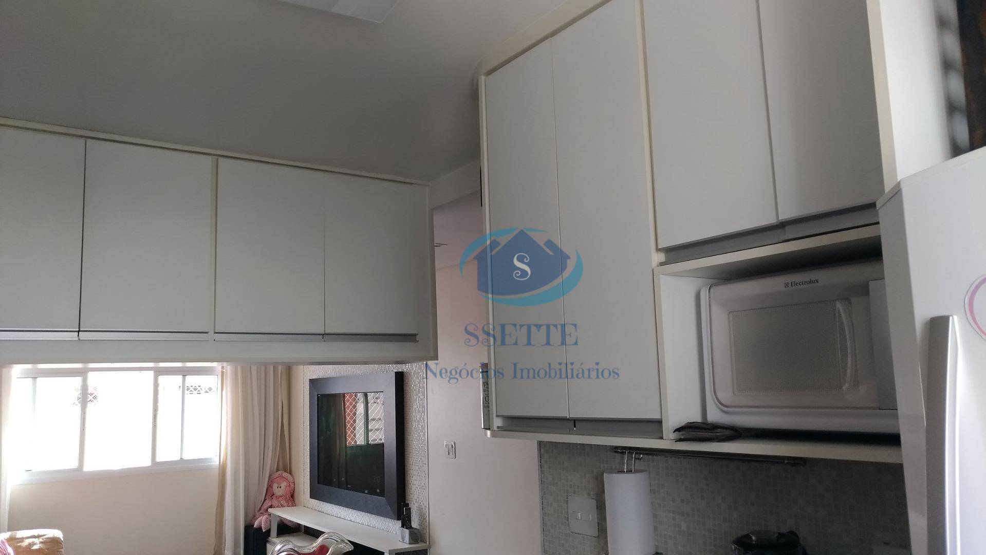 Apartamento à venda com 2 quartos, 80m² - Foto 11