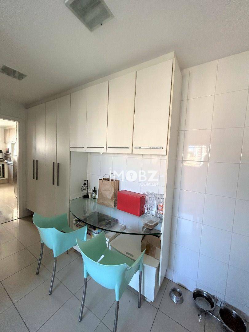 Apartamento à venda com 5 quartos, 260m² - Foto 40